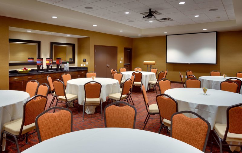 hampton inn omaha west dodge road old mill