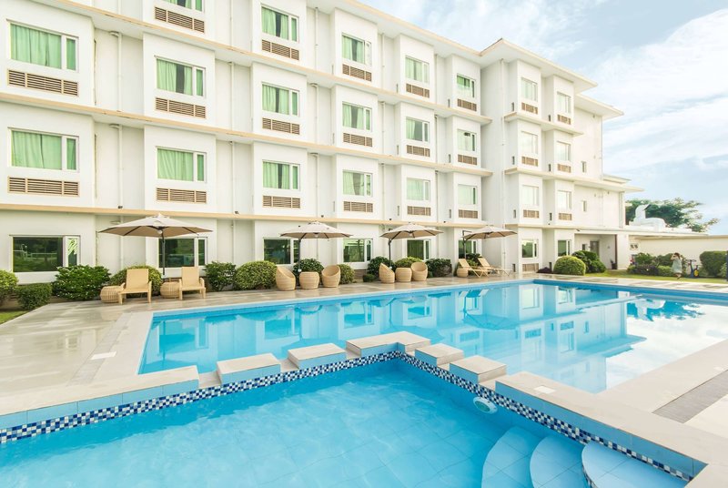 microtel by wyndham south forbes near nuvali