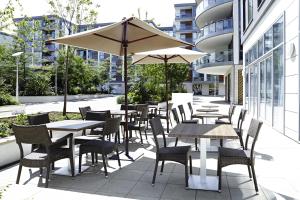 Novotel London Brentford,Near Griffin Park Stadium,4 star