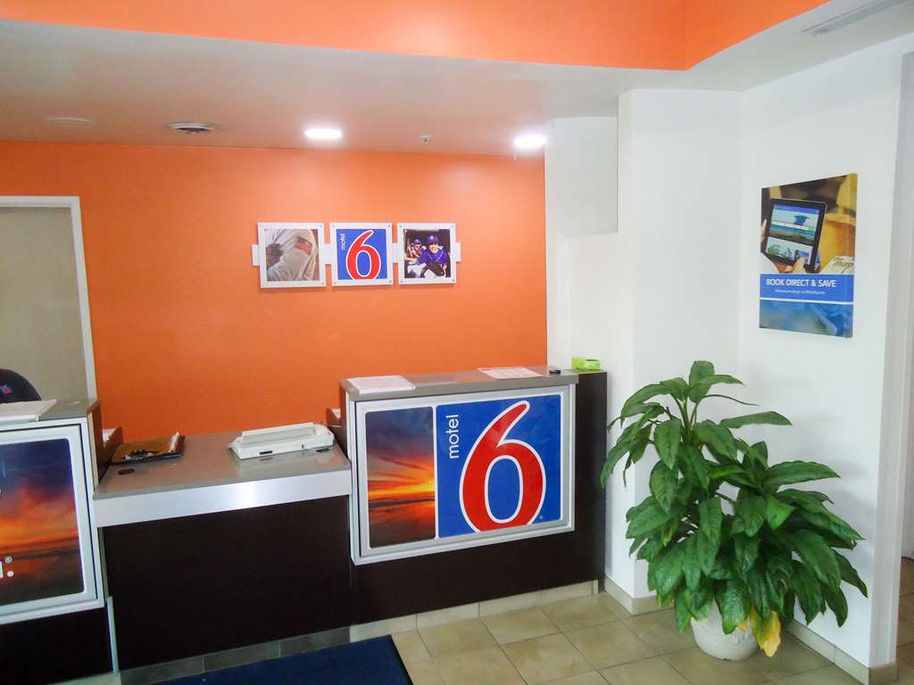 motel 6 jackson airport pearl