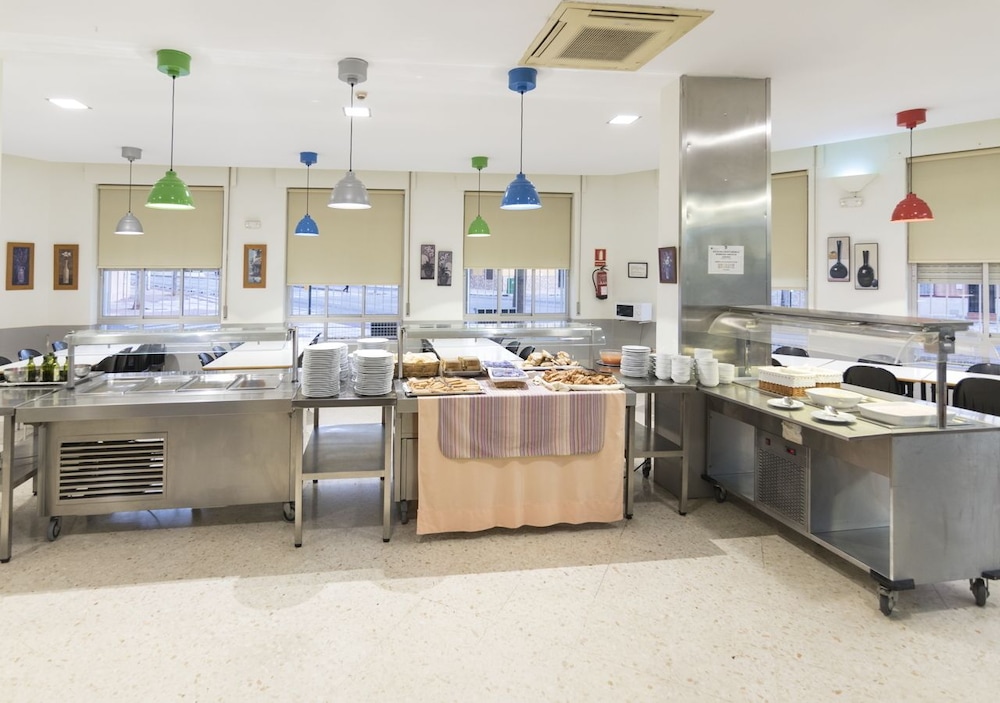 albergue inturjoven malaga