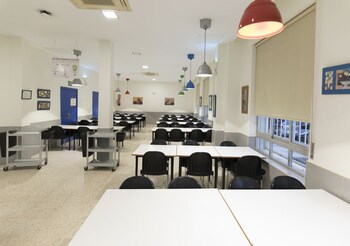 albergue inturjoven malaga