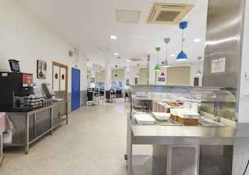 albergue inturjoven malaga