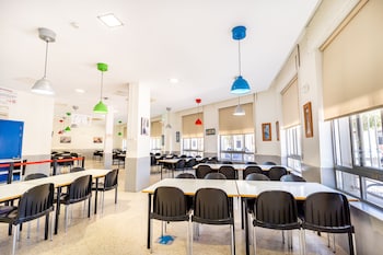 albergue inturjoven malaga