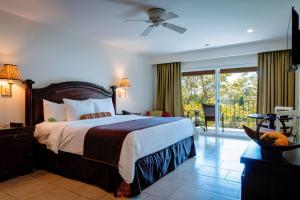 parador nature resort and spa