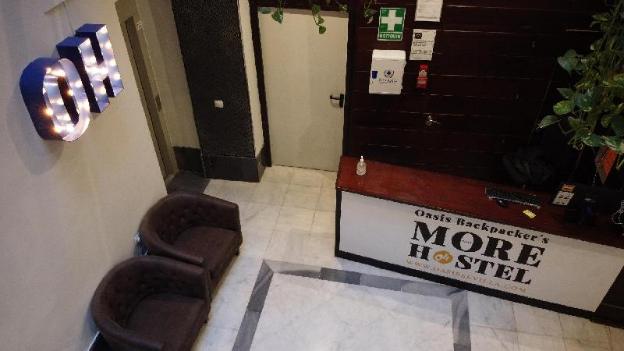 oasis backpackers hostel sevilla and coworking