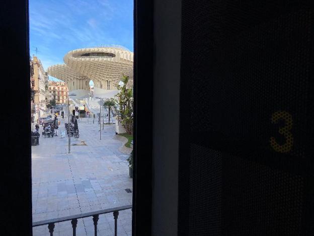 oasis backpackers hostel sevilla and coworking