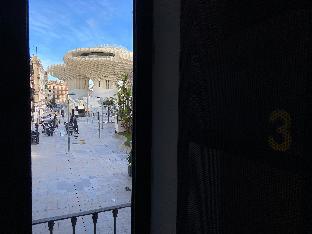 oasis backpackers hostel sevilla and coworking