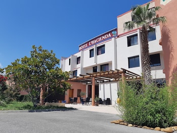 Hôtel L'hacienda,Chateauneuf-Les-Martigues>>Bouches-Du-Rhône,3 star