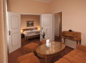 Hotel Vier Jahreszeiten Salzburg,Salzburg>>Hallwang,4 star