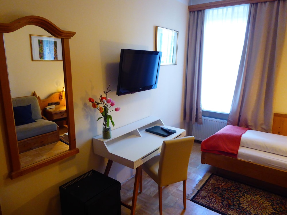 hotel pension adlerhof