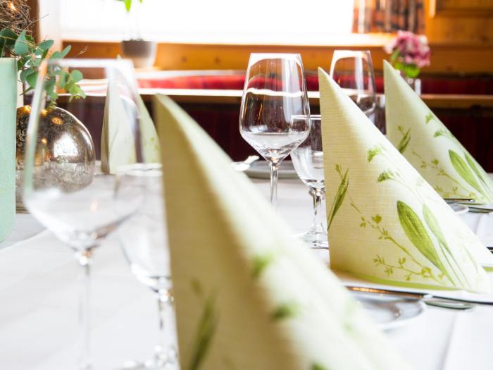 hotel restaurant lowen