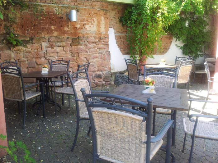 hotel restaurant lowen