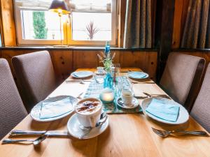 hotel restaurant lowen