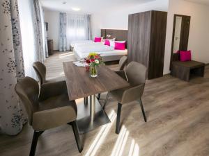 hotel restaurant lowen