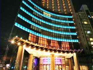 monarch skyline hotel