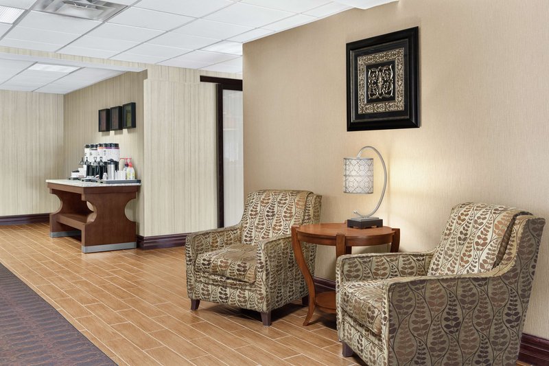 hampton inn commerce