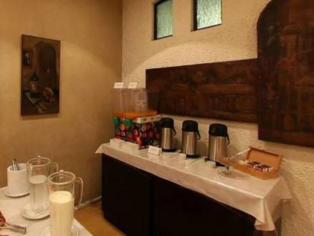 rojas all suites hotel