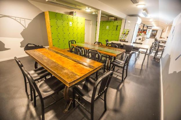 yha queenstown lakefront adults only