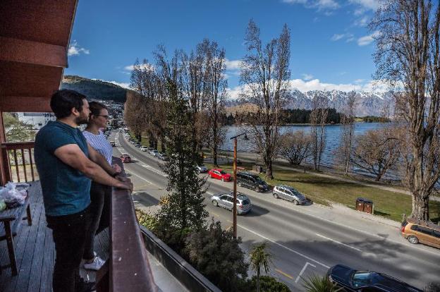 yha queenstown lakefront adults only