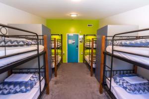 yha queenstown lakefront adults only