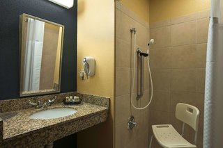 quality inn and suites