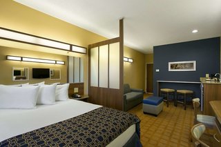 quality inn and suites