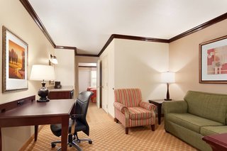 comfort inn and suites