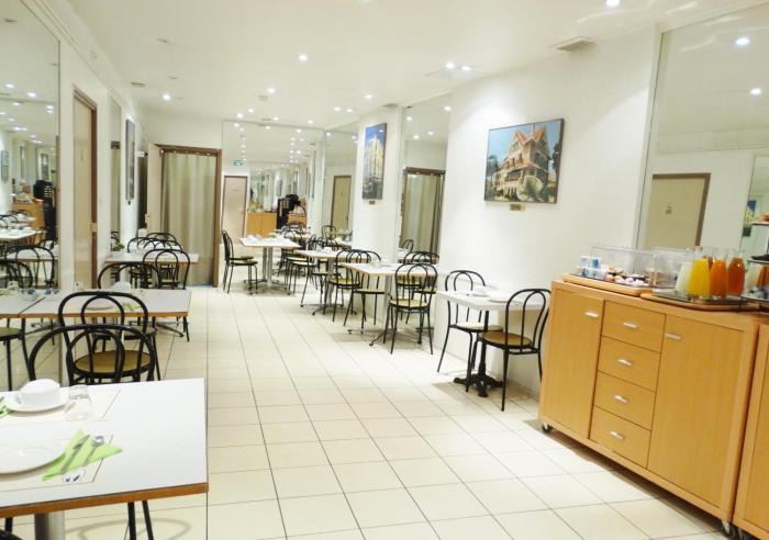 ours blanc place victor hugo