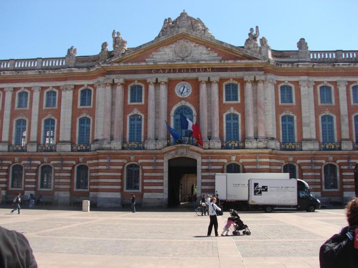 ours blanc place victor hugo