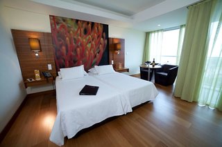 the views baia adults only