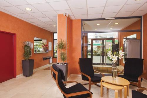 sejours and affaires lyon park lane