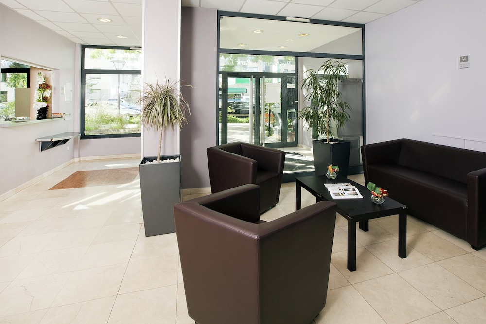 sejours and affaires lyon park lane