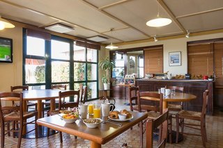 hotel the originals annecy aeroport