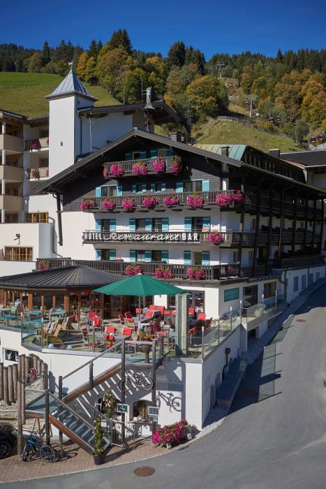 stammhaus im hotel alpine palace