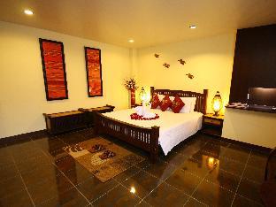 cm night bazaar boutique hotel