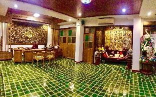 cm night bazaar boutique hotel