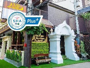 cm night bazaar boutique hotel