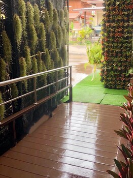 cm night bazaar boutique hotel