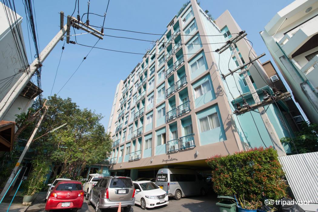 at pingnakorn hotel chiang mai