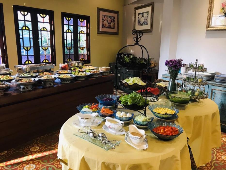 at pingnakorn hotel chiang mai