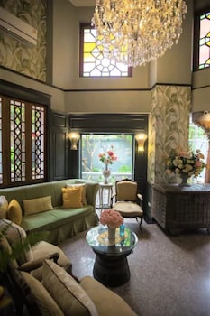 at pingnakorn hotel chiang mai