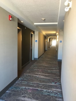 Holiday Inn Express & Suites Sherwood Park-Edmonton Area By Ihg,Sherwood Park>>Edmonton,3 star