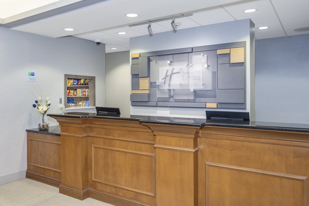 holiday inn express and suites long island east end