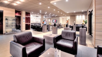 hotel and aparthotel casteau resort mons