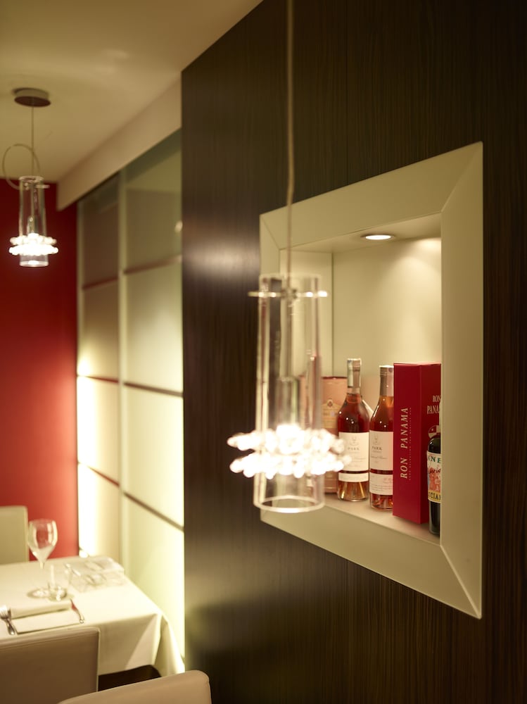 axolute comfort hotel