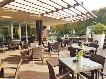 axolute comfort hotel