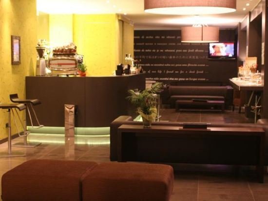 axolute comfort hotel