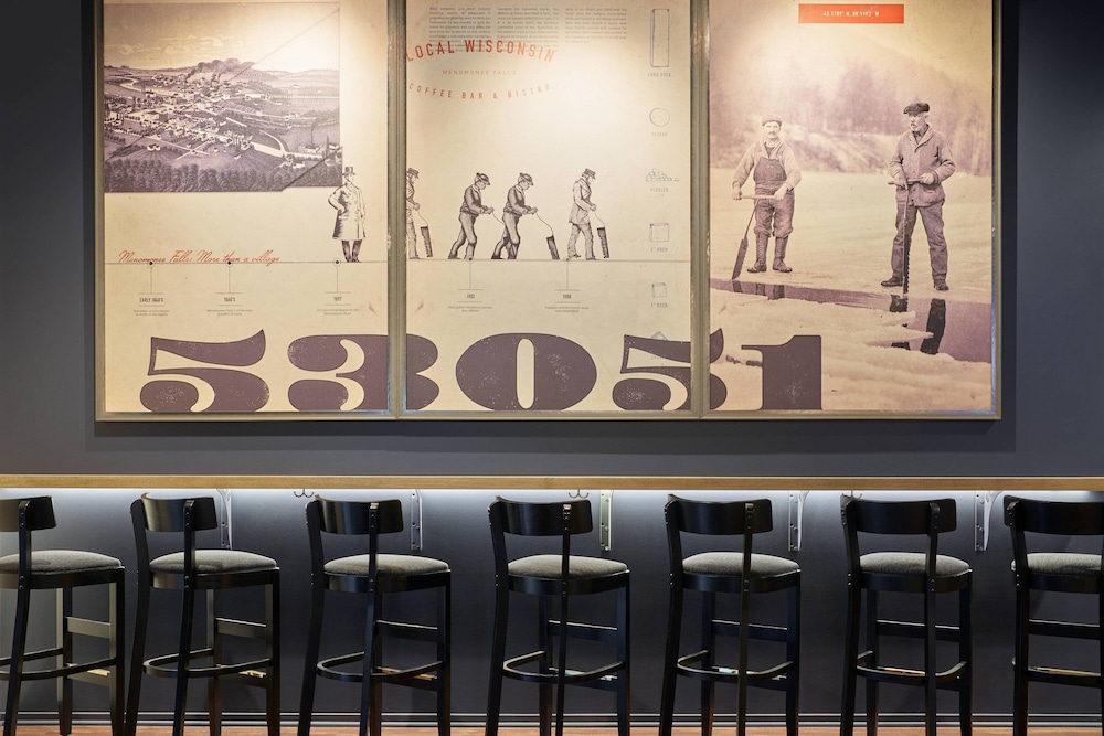 delta hotels by marriott milwaukee northwest