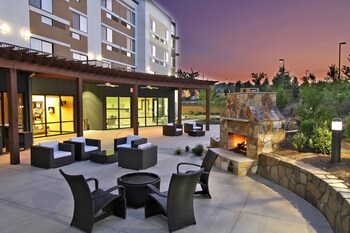 courtyard by marriott raleigh north triangle town center